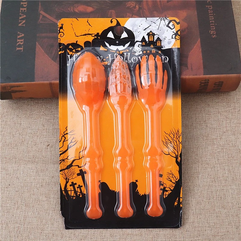 1 Set of Plastic Cutlery Set Plastic Halloween Silverware Halloween Party Plastic Spoon Fork Cutter