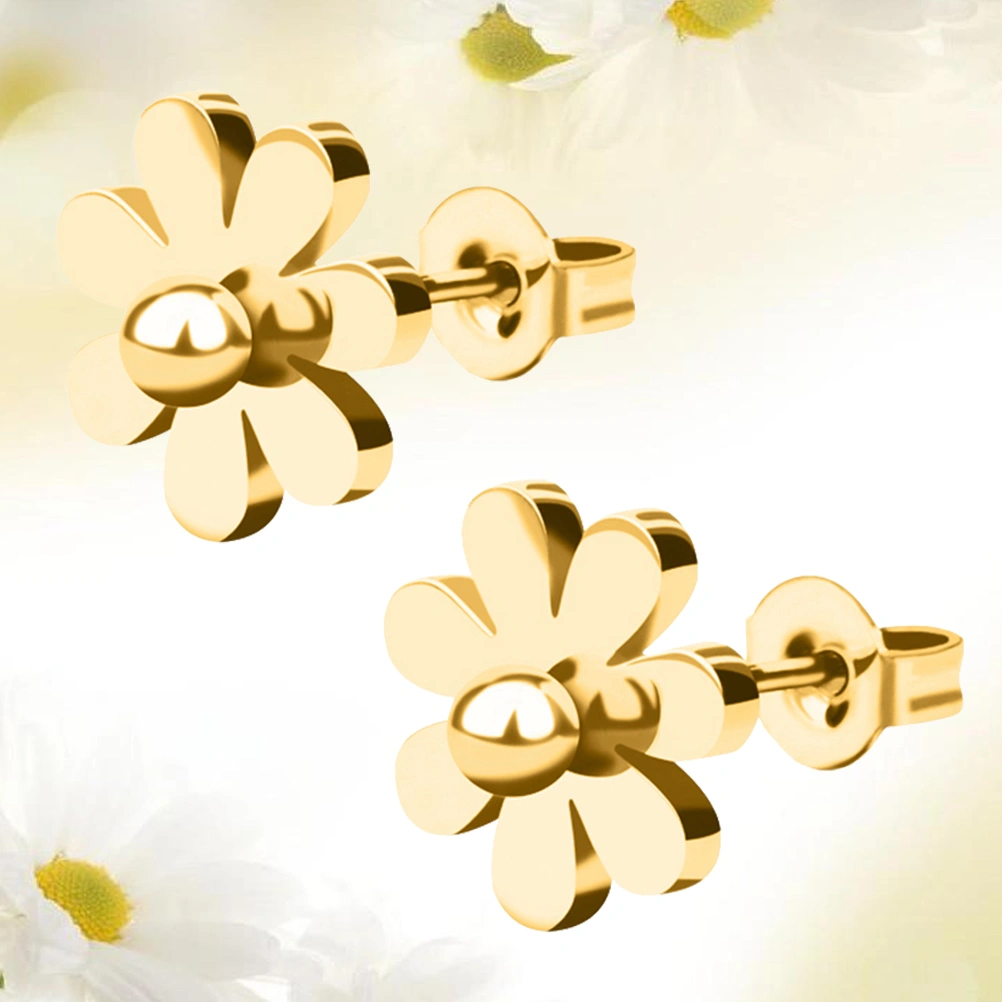 A Pair Stainless Steel Simple Daisy Earrings Fashion Chrysanthemum Ear Stud Flower Stud for Women and Girl(Golden)