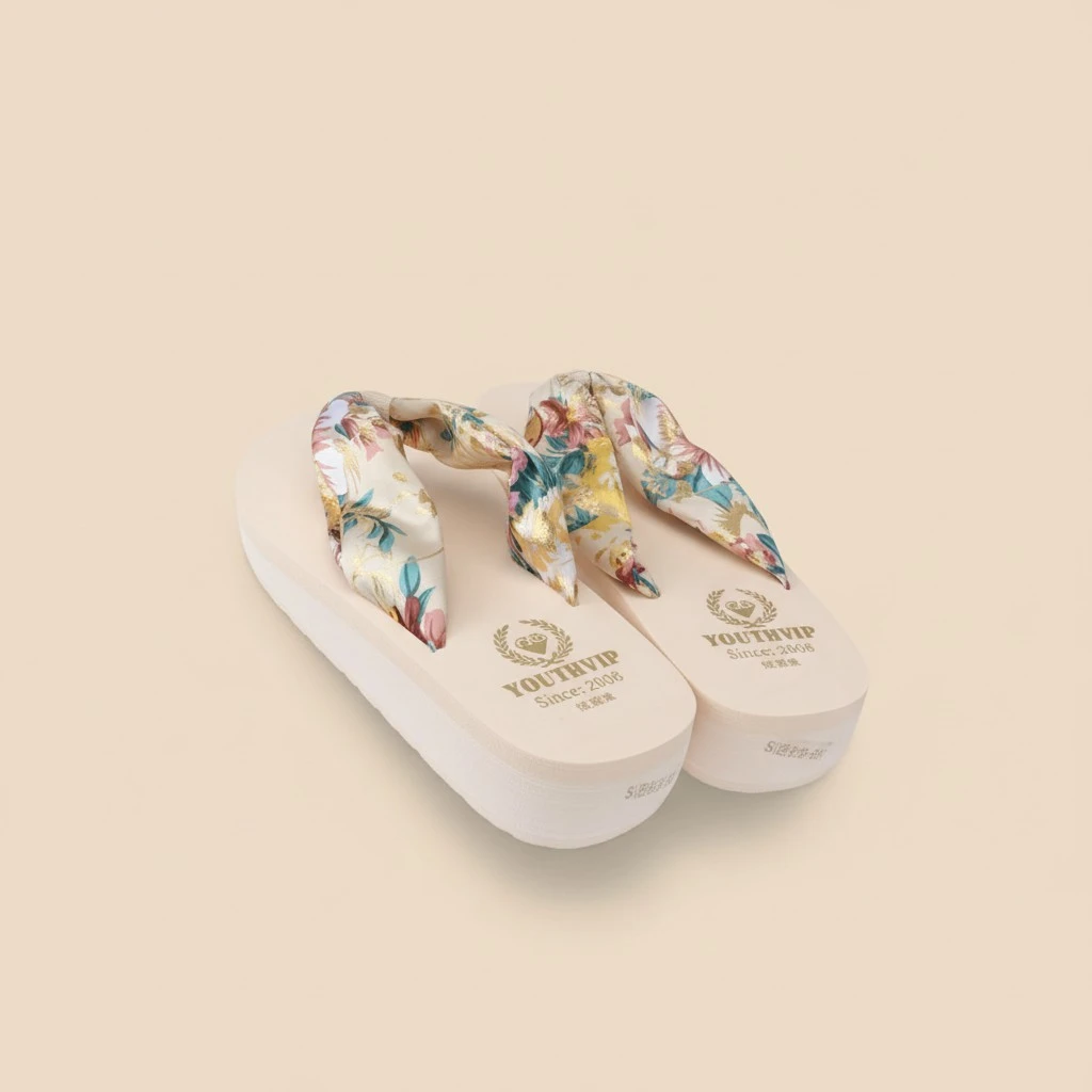 1 Pair Women's Word Slippers High Heel Wedges Casual Travel Simple Beach Shoes Bohemian Outgoing Sandals Slippers Size 36 (Beige)
