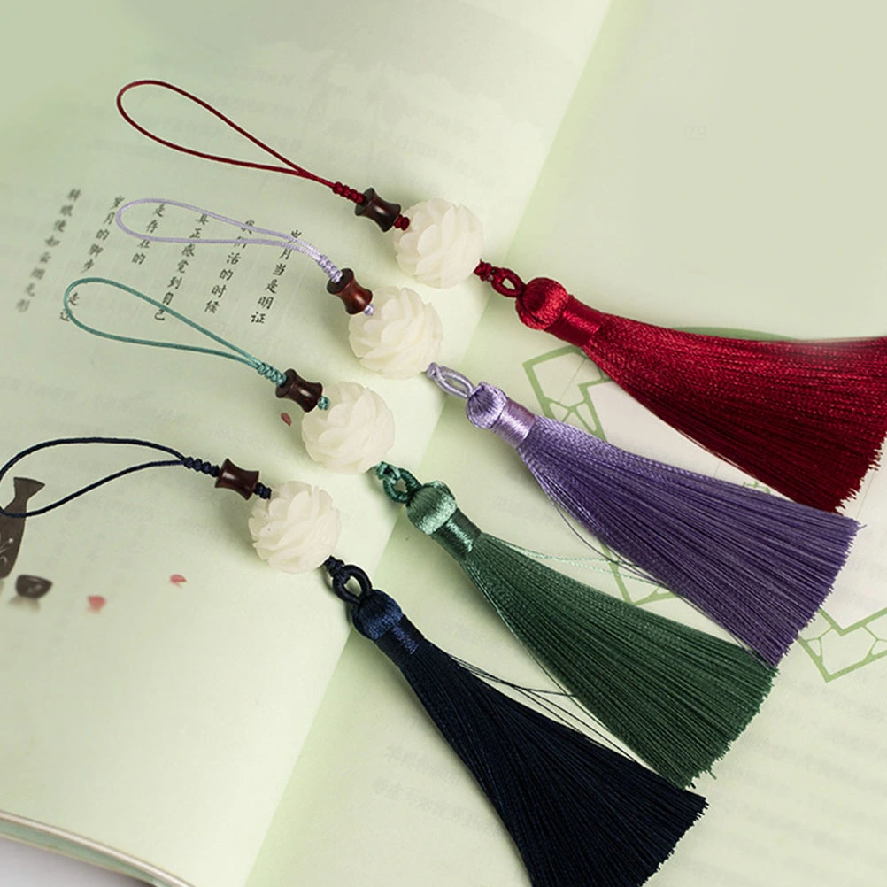 1pc Phone Case Pendant Chinese Style Retro Bodhi Lotus Tassel Decor Phone Cover Bag Hanging Ornament (Red)
