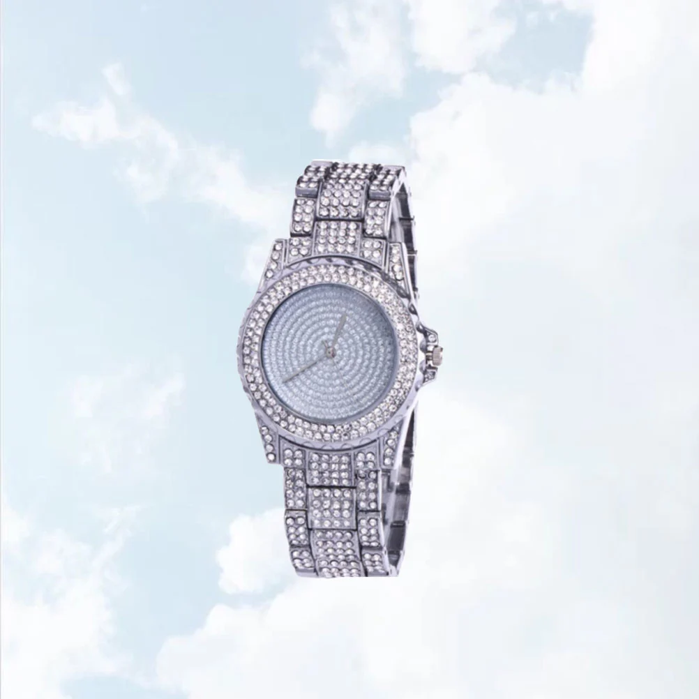 1PC Steel Band Watches Stylish Quartz Wristwatch Rhinestone Diamante Watch Delicate Quartz Wrist Watch for Women Lady Wearing Silver