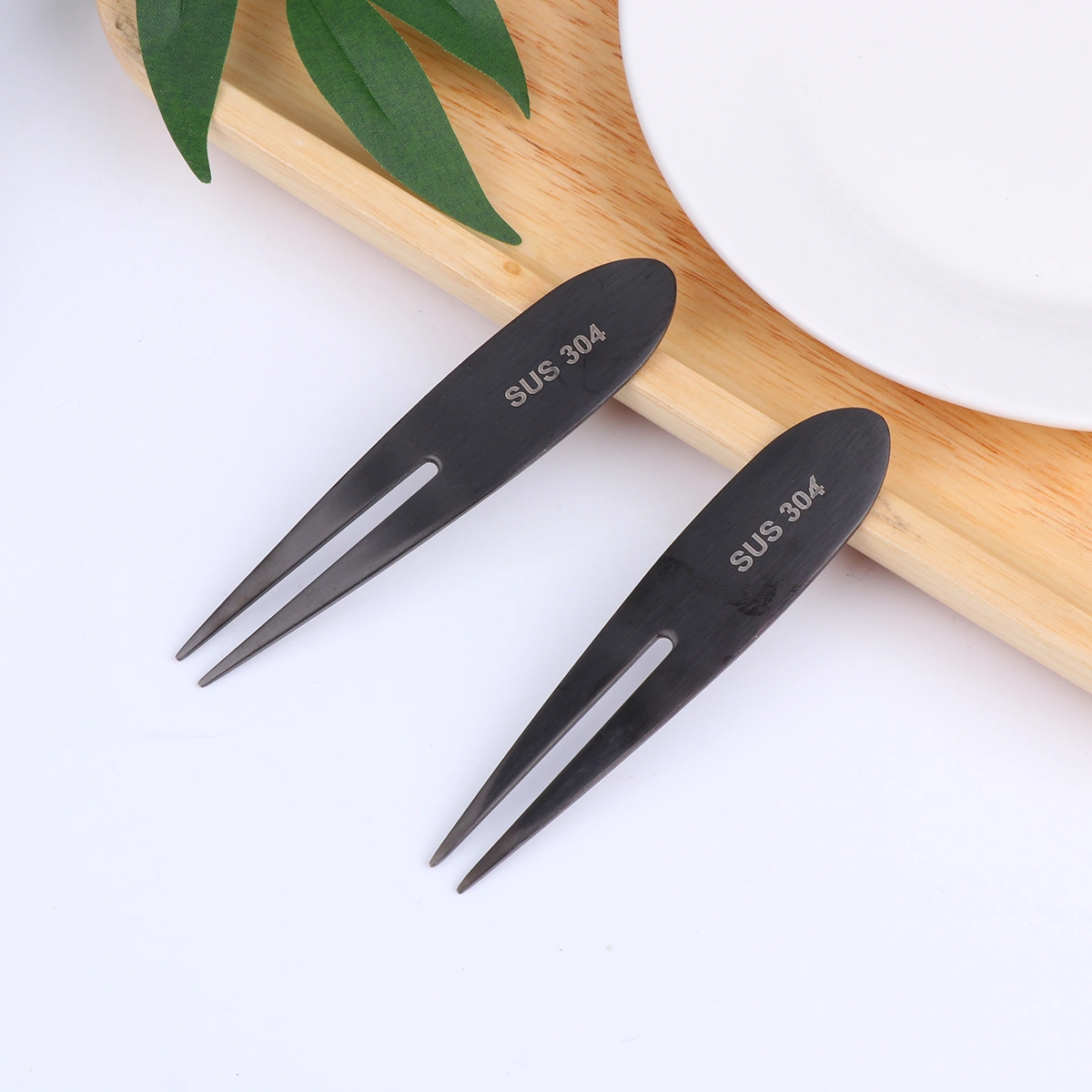 2PCS Stainless Steel Fruit Picks Two Prongs Dessert Fork Salad Forks Party Supplies for Hotel KTV Bar (Dark Grey)
