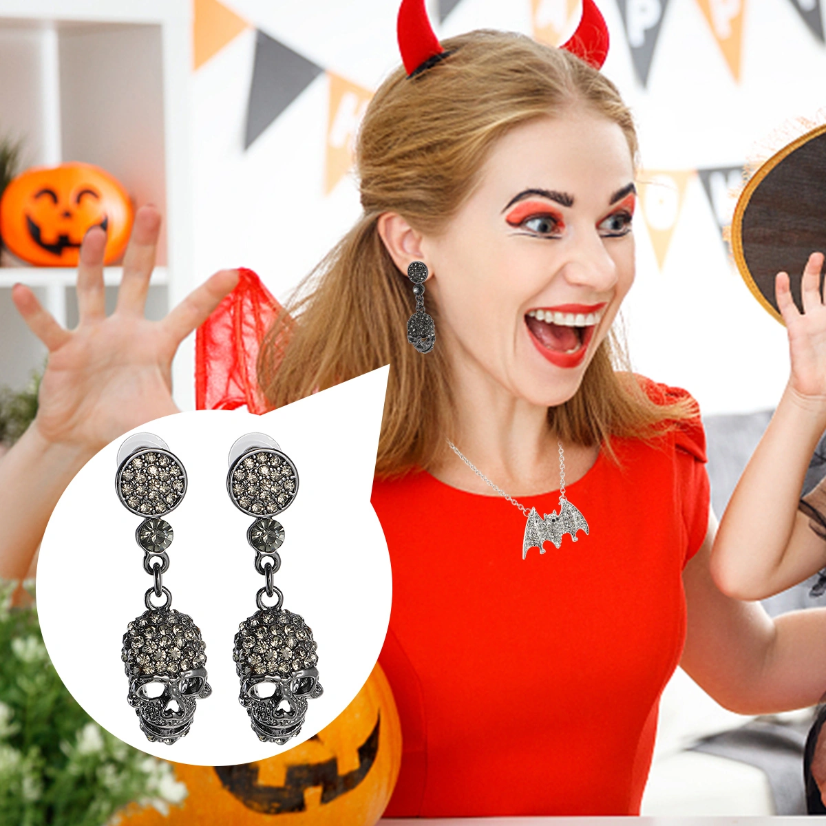 1 Pair Halloween Skull Earrings Retro Exaggerated Ear Pendant Funny Ear Dcors