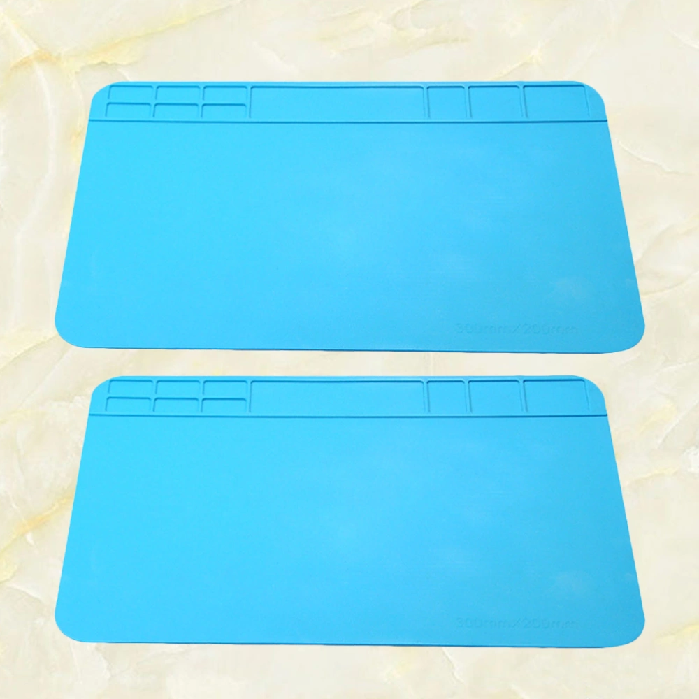 2Pcs Electronic Maintenance Mat Equipment Maintenance Silicone Plate Multiple Parts Placed Waterproof And Heat Insulation Mat