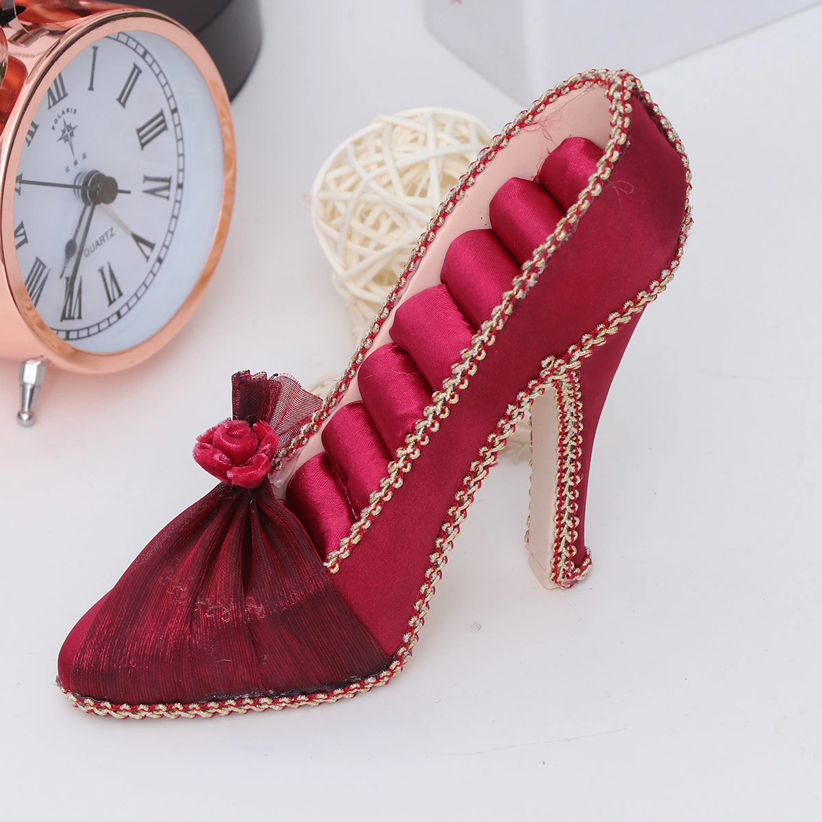 Creative High-heeled Shoes Shaped Storage Rack Jewelry Display Holder Stand Home Decor for Ear Stud Rings (Wine Red)