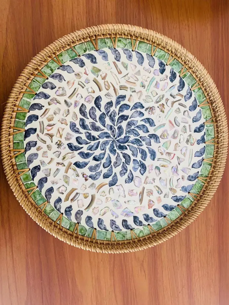 Serving Tray Round Woven Fruits Basket Decorative Rustic Storage Tray Decoration