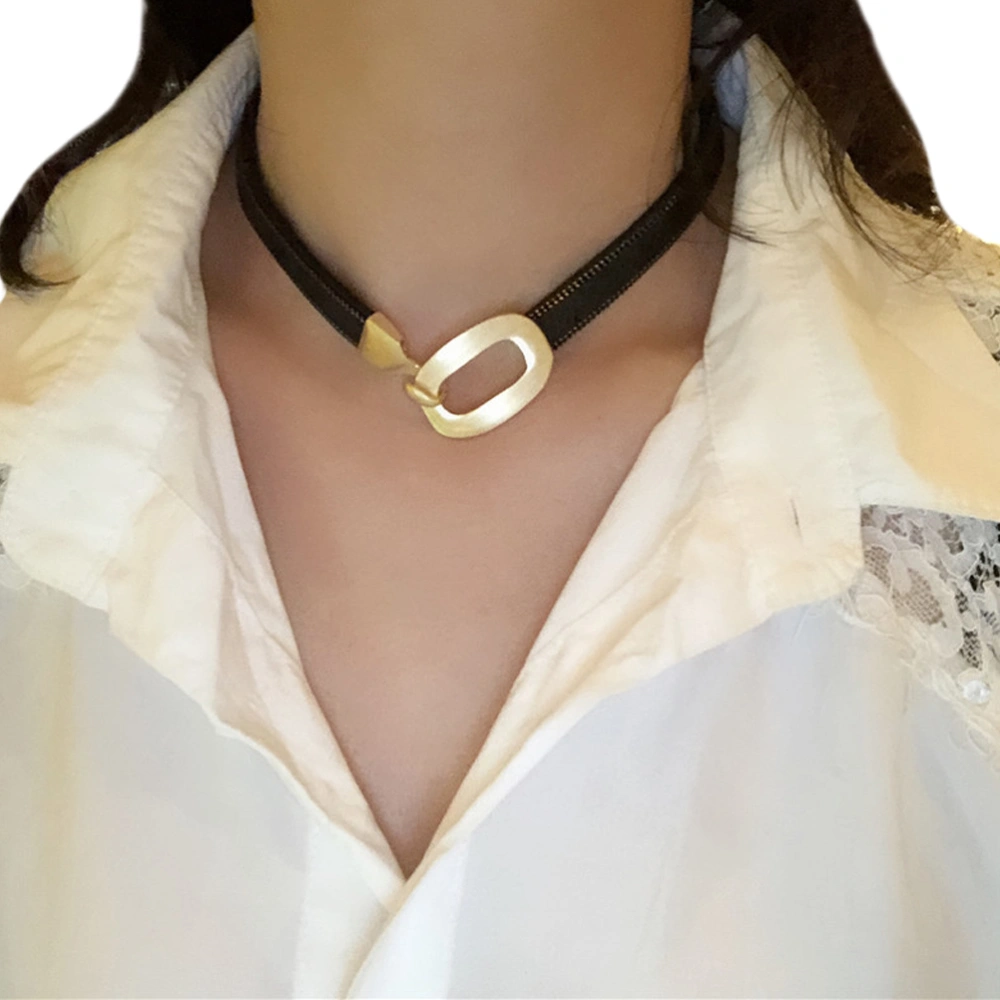 Black Short Necklace Collar Creative Clavicle Chain Fashionable Choker for Woman Girl Lady