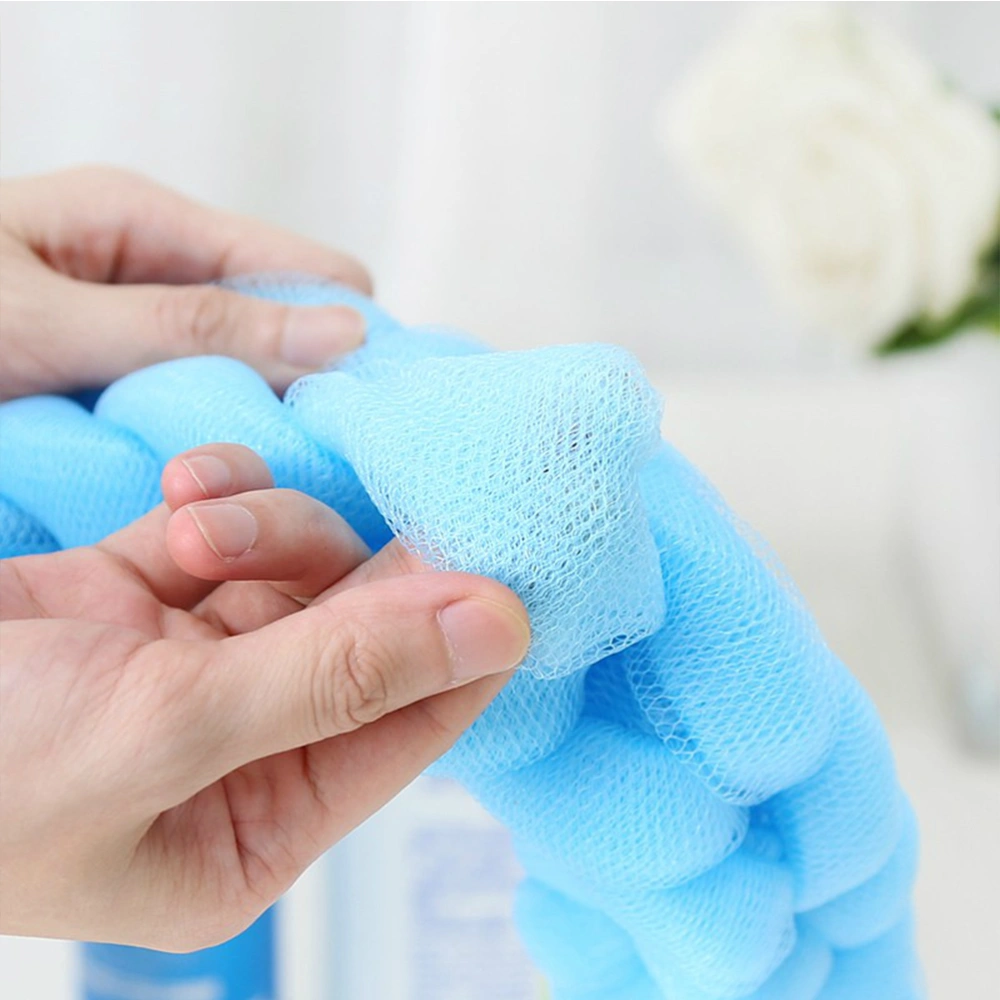 Hand-held Plastic Weave Bath Strip Comfortable Bathing Towel (Random Color)