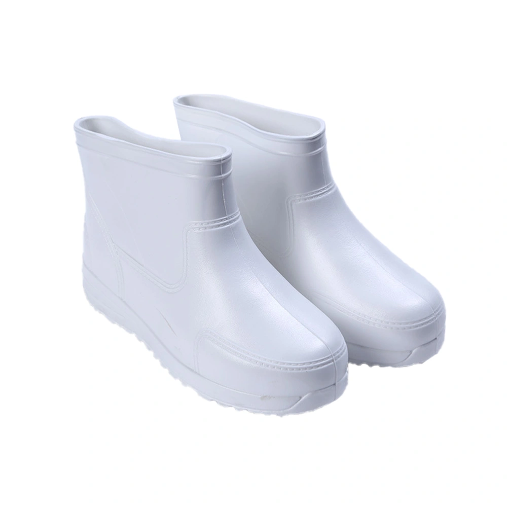 1 Pair of Portable Acid and Alkali Resistant Rain Shoes Low Canister Boots Size 40 White