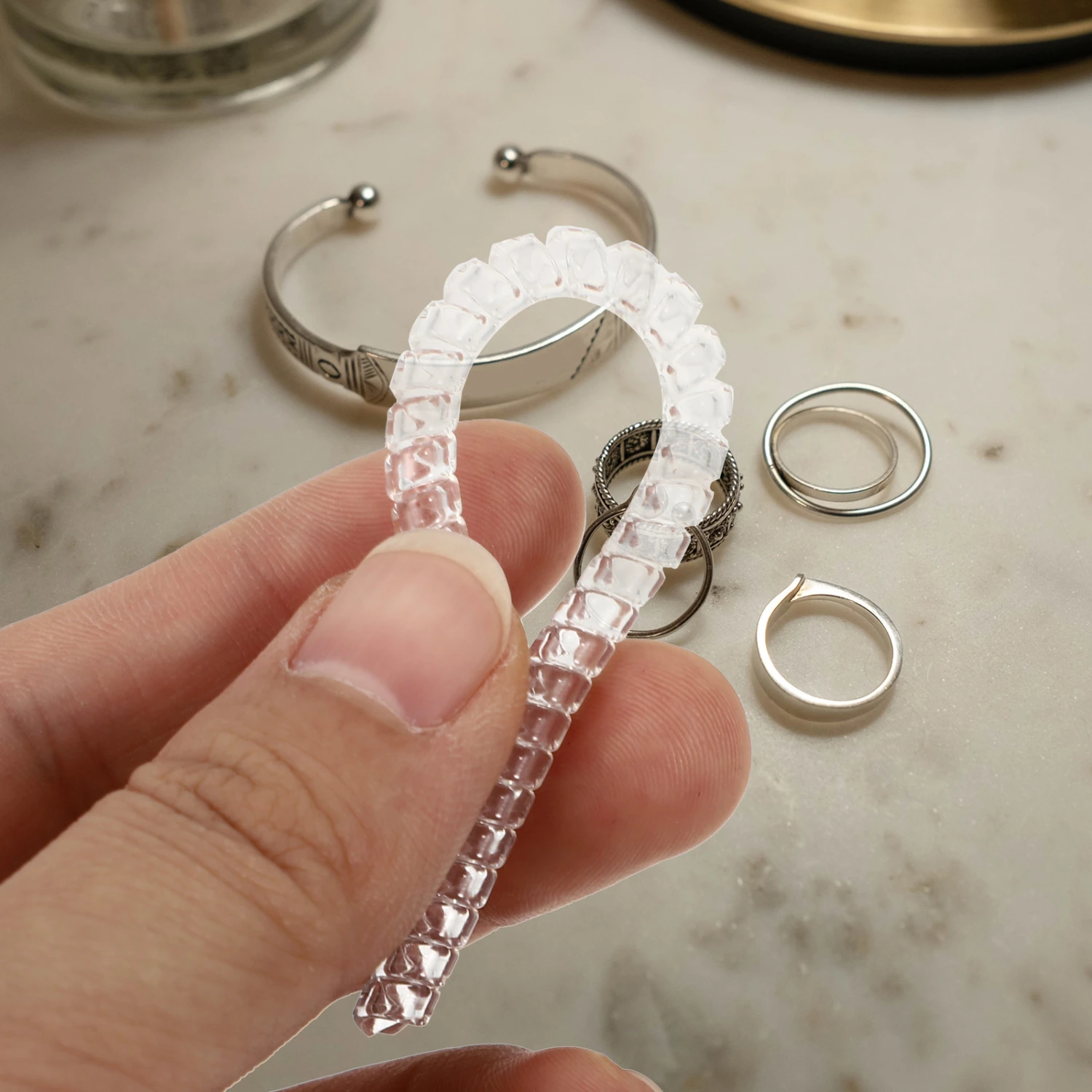 1 Set of 16 Pcs Ring Size Adjuster Plastic Loose Ring Sizer Jewelry Adjuster