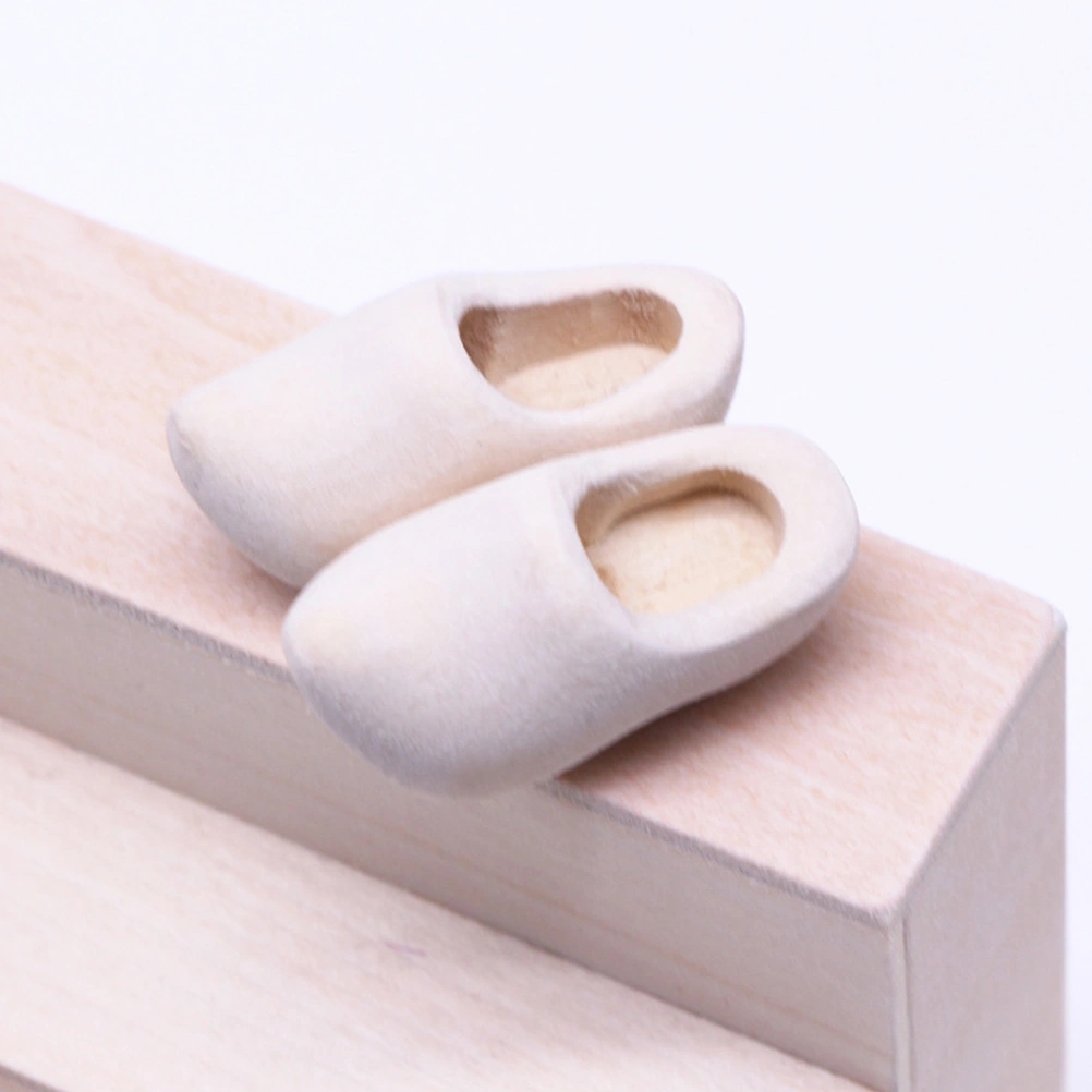 4pcs Mini Wooden Shoes Miniature Wooden Shoes Blank Wooden Shoes Mini House Decor