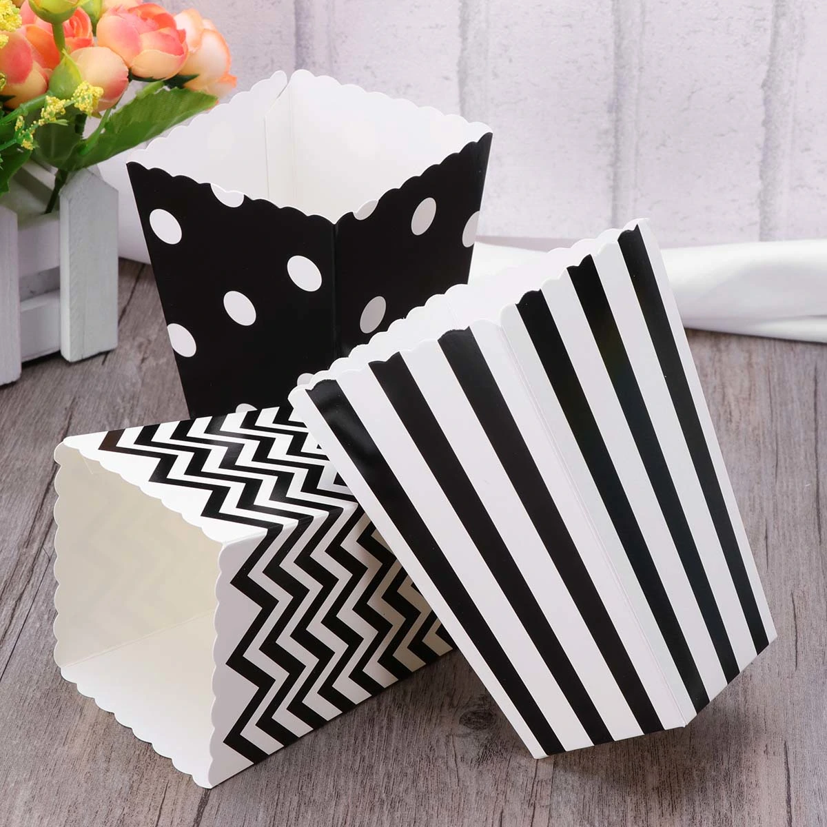 30pcs Popcorn Carton Stripe Wave Dot Pattern Chicken Cartons Snack Container for Birthday Parties Baby Shower Graduation (Black)