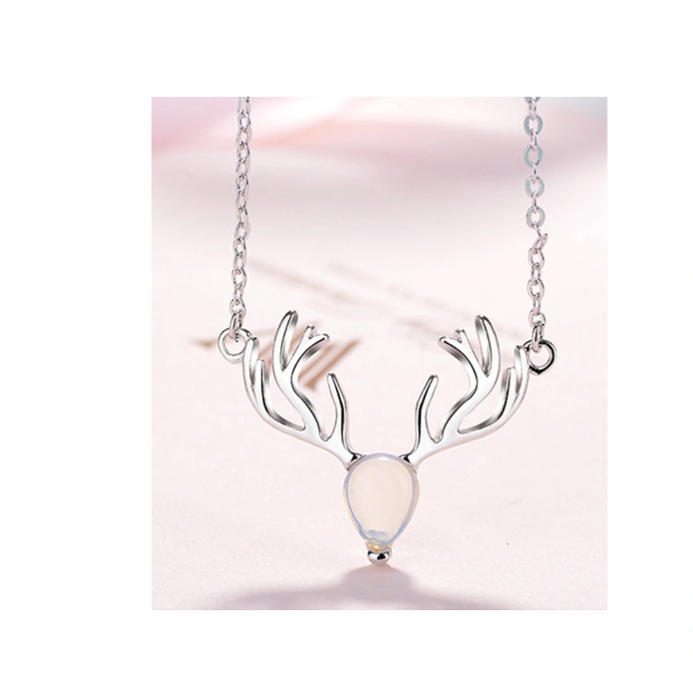 Elk Shape and Necklace Chain Moon Stone Deer Shape Necklace for Female (Platinum)