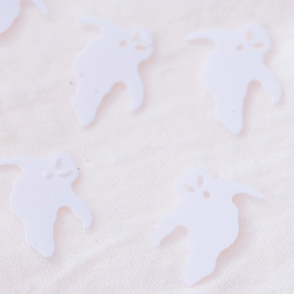 1 Pack 30g Spooky Paper Confetti Ghost Cuttings Paper Cuttings Table Throwing Confetti for Halloween Party (White)