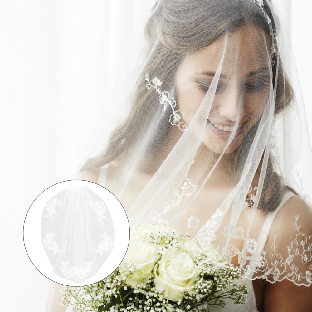 Simple and Elegent Crystal Beaded Short Bridal Veils with Lace Appliques (Off-White)