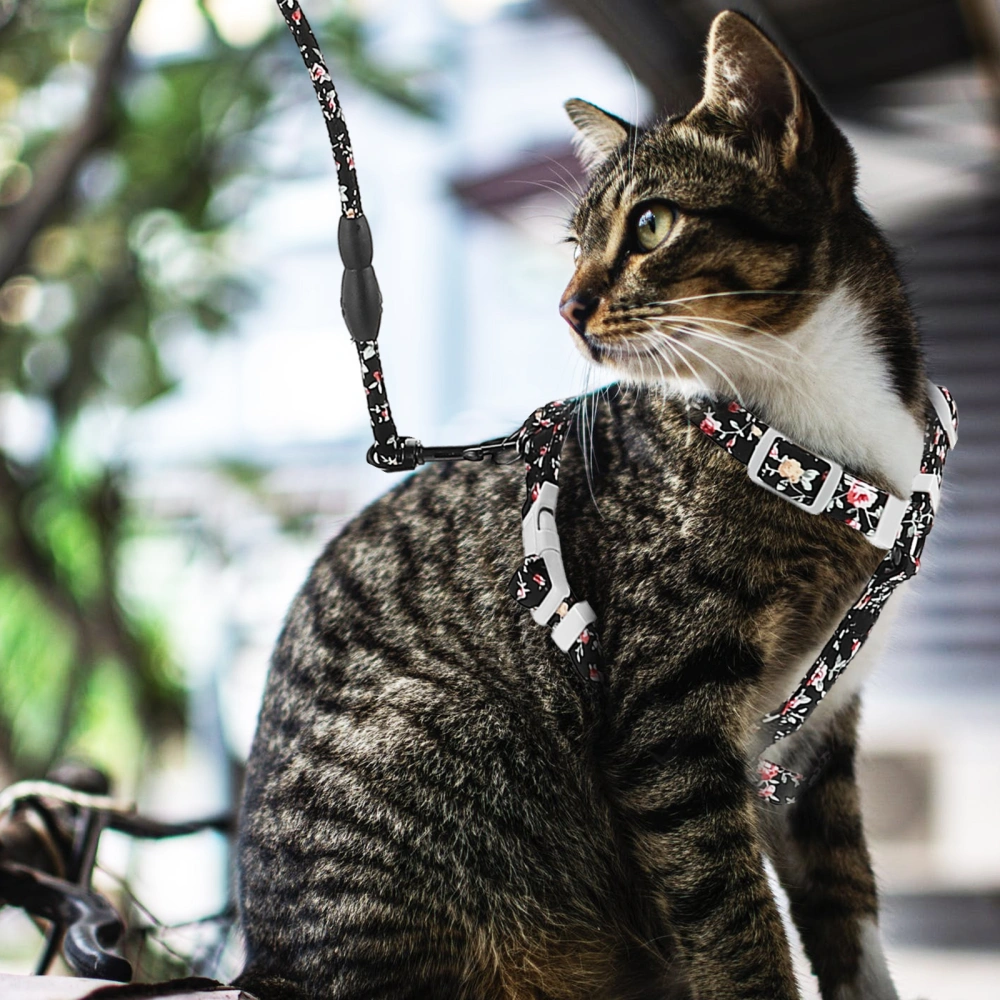 1 Set of Kitten Walking Rope Outdoor Cat Leash Adjustable Cat Harness (Black)