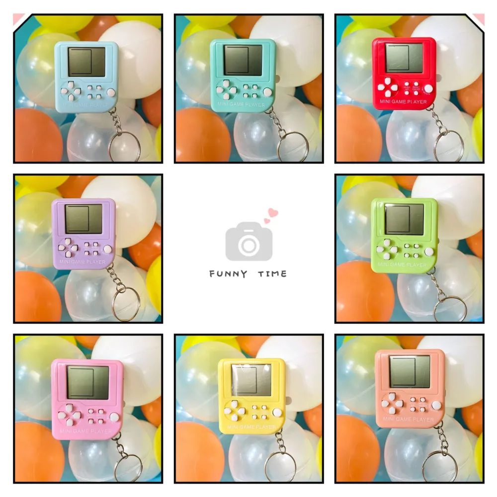 Mini Game Keychain Creative Mini Game Console Hanging Charm Vintage Game Pendant