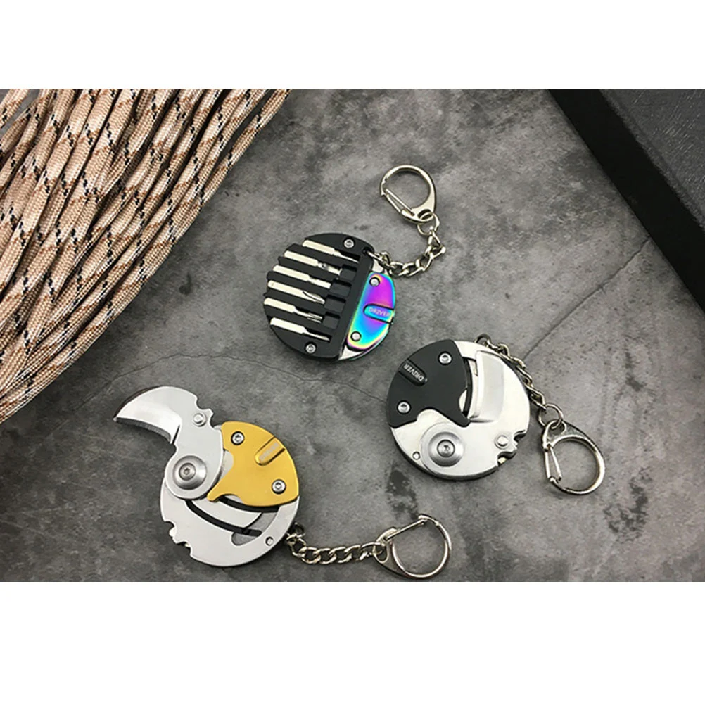 Cutter Keychains Stainless Steel Tools Mini Multifunctional Portable Foldable Hanging Keyrings (Random Color)