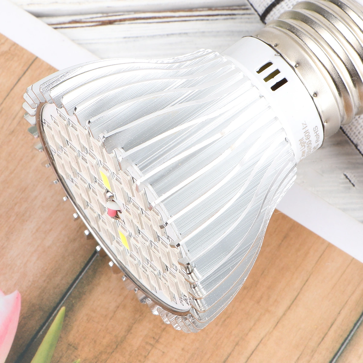 1PC LED Plant Growth Light Bulb Full Spectrum Grow Seedlings Lamp Practical Indoor Growing Lamp for Greenhouse Home(White E27-30W-40 Lamp Beads)