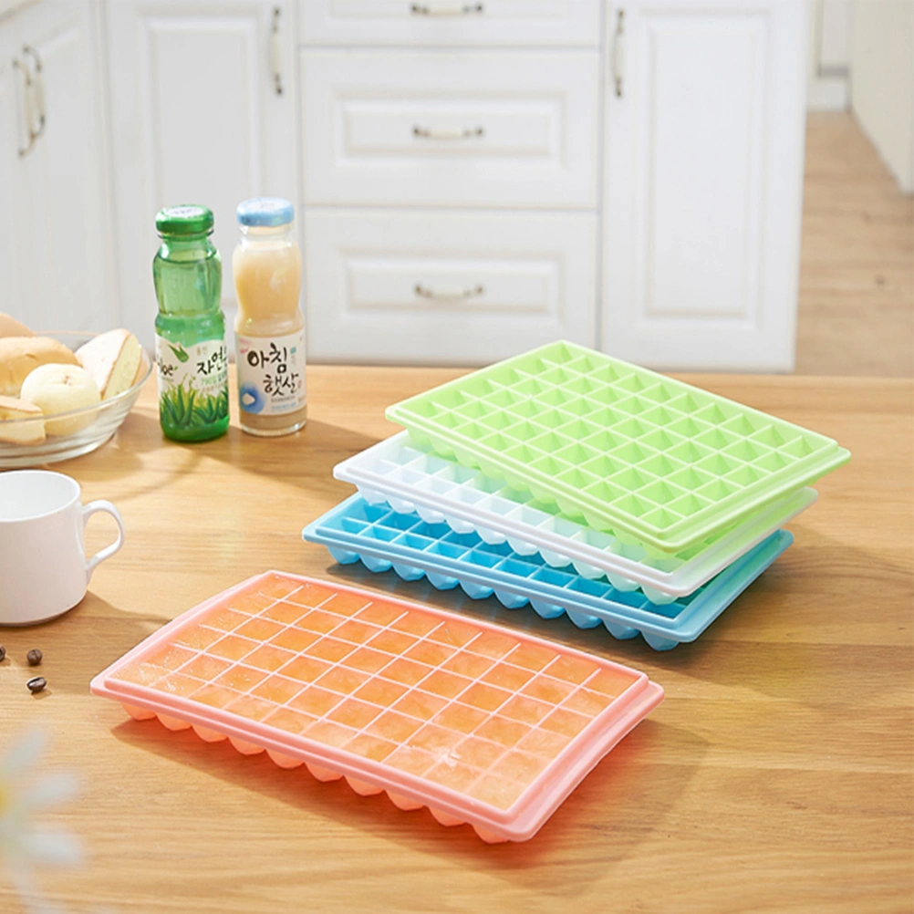 Mini Ice Molds Ice Cube Tray with 96 Diamond Cubes (Random Color)