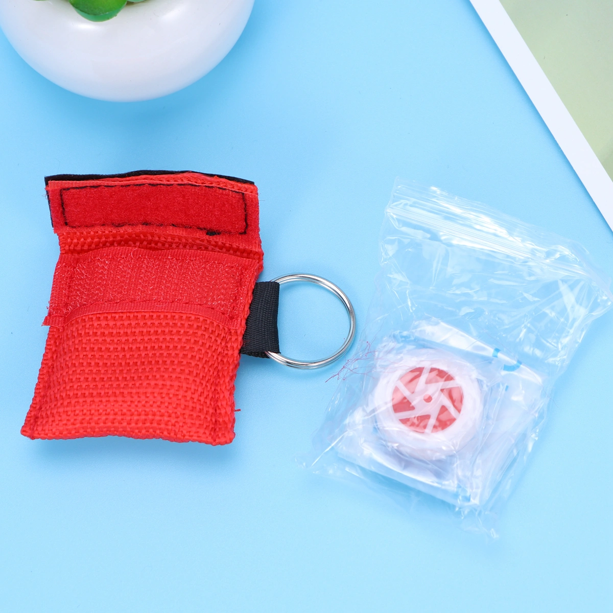 10PCS Emergency Use CPR Mask Resuscitation Face Mask Disposable Travel CPR Pocket Mask Keychain Ring