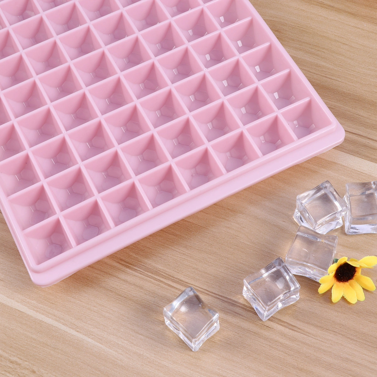 Mini Ice Molds Ice Cube Tray with 96 Diamond Cubes (Random Color)