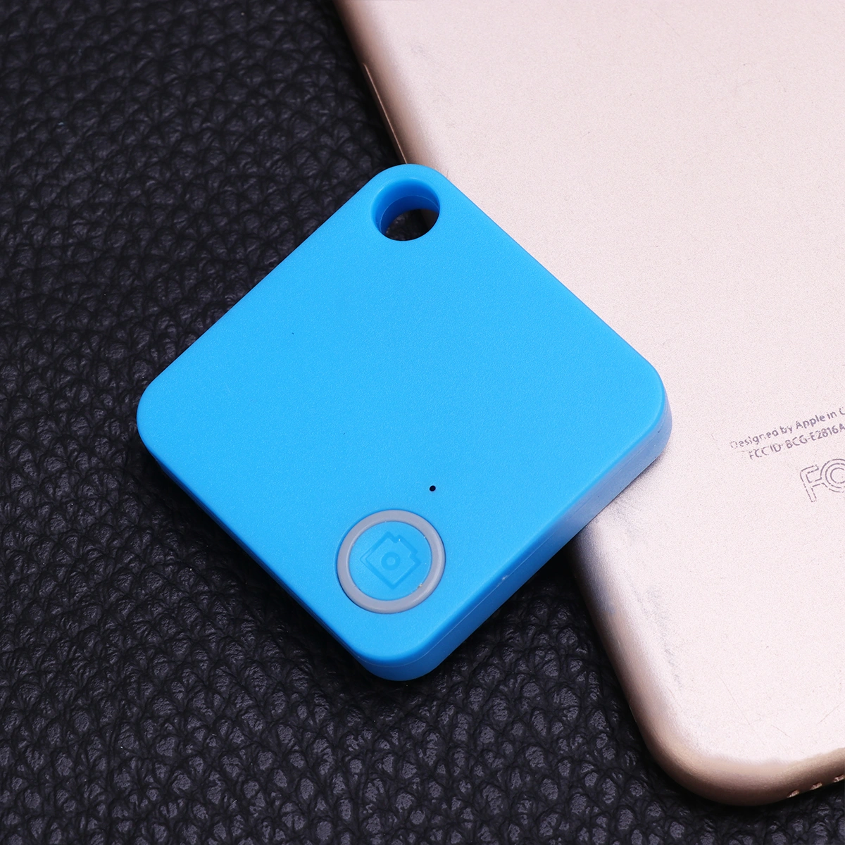 1Pc Smart Mini GPS Anti-Lost Tracer Square Shape Keys Wallet Bag Kids Trackers Finder Equipment (Blue)