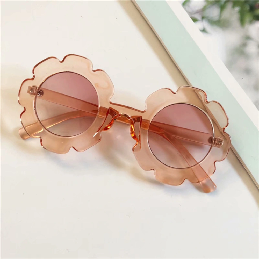 1Pc Transparent Frame Sunglasses for Children Sunflower Glasses for Kids (Transparent Pink)