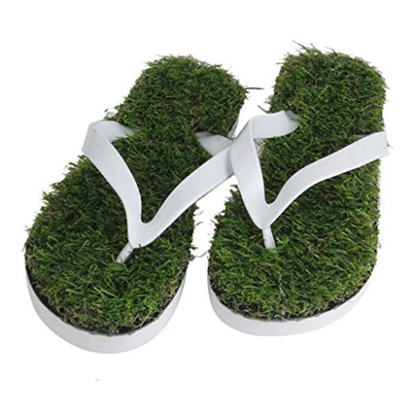 1 Pair of Simulation Lawn Shoes Flops Grass Slippers            Size 42