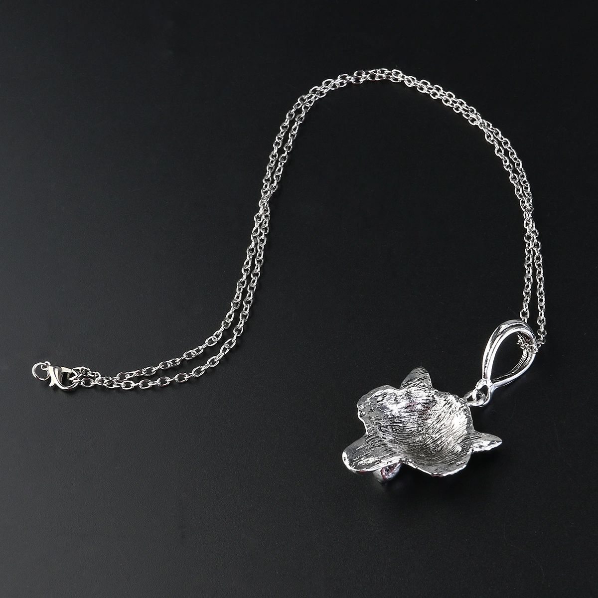 Vintage Adjustable Wolf Style Alloy Pendant Sweater Necklace Chain (Silver)