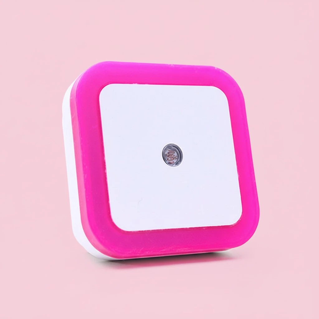Smart Auto ON/OFF Sensor LED Night Light Wall Plug In Guide Light for Indoor with US Plug (Red with Square Light Ring)