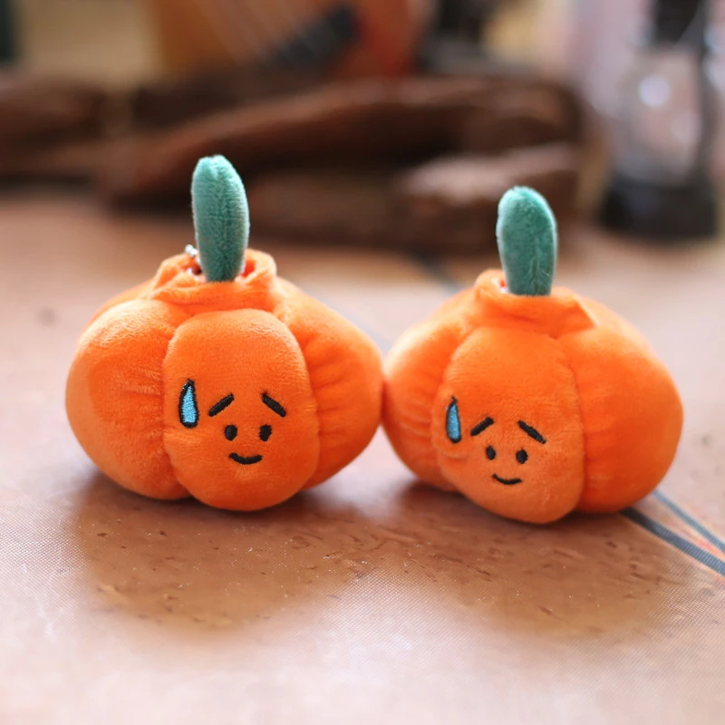 Small Stuffed Funny Pumpkin Pendant Plush Cute Pumpkin Doll Pendant for Keychain Bag