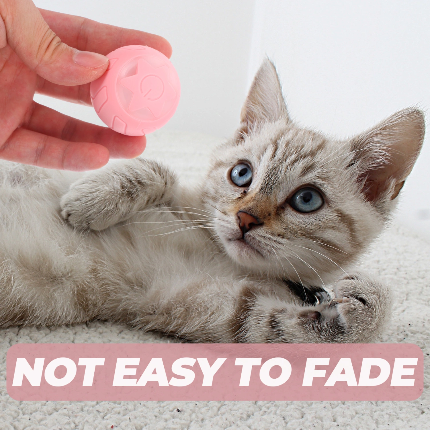 Interactive Cat Toy Ball Cat Toy USB Rechargeable Cat Toy Ball for Indoor Cats with Light