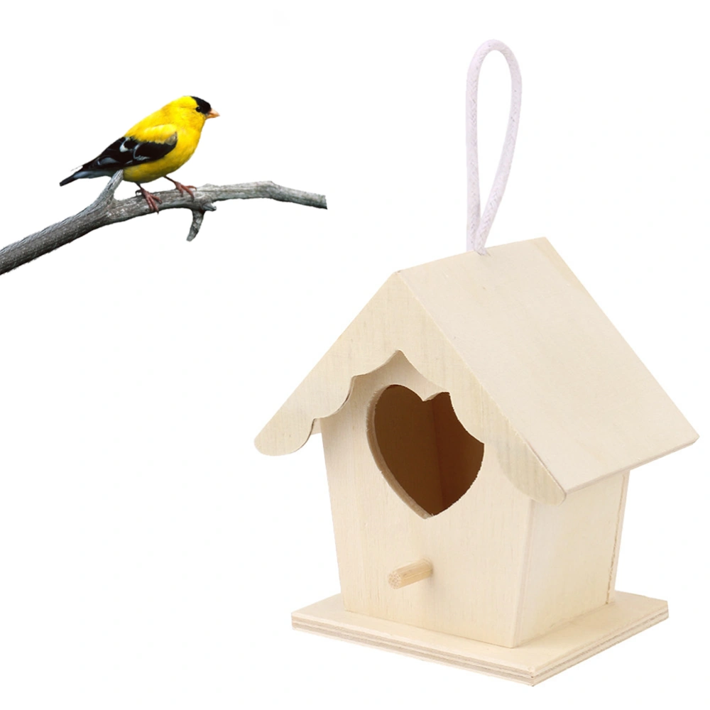 Wooden Bird House Hanging Heart Shaped Nesting Box Birdhouse for Outdoor Garden Decorations