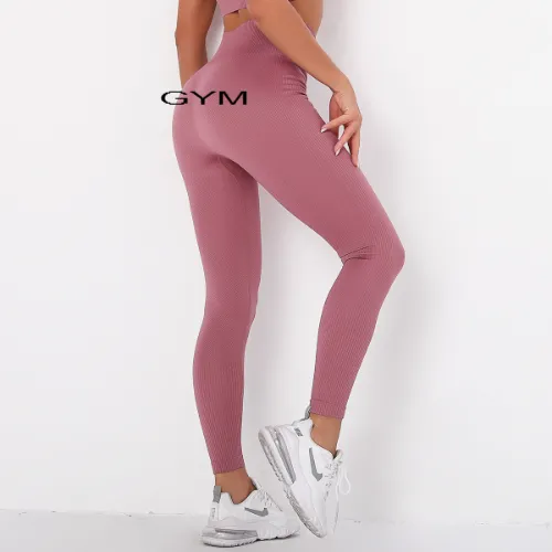 WOMEN'S GYM CLOTHES