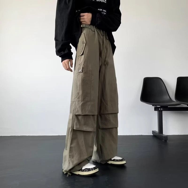 Men's Autumn Fashion Brand Design Pleated Large Pocket Wide Leg Casual Trousers