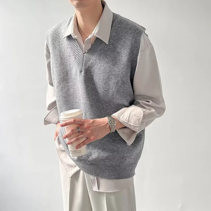 Men's Fashion Loose Bottoming Sweater