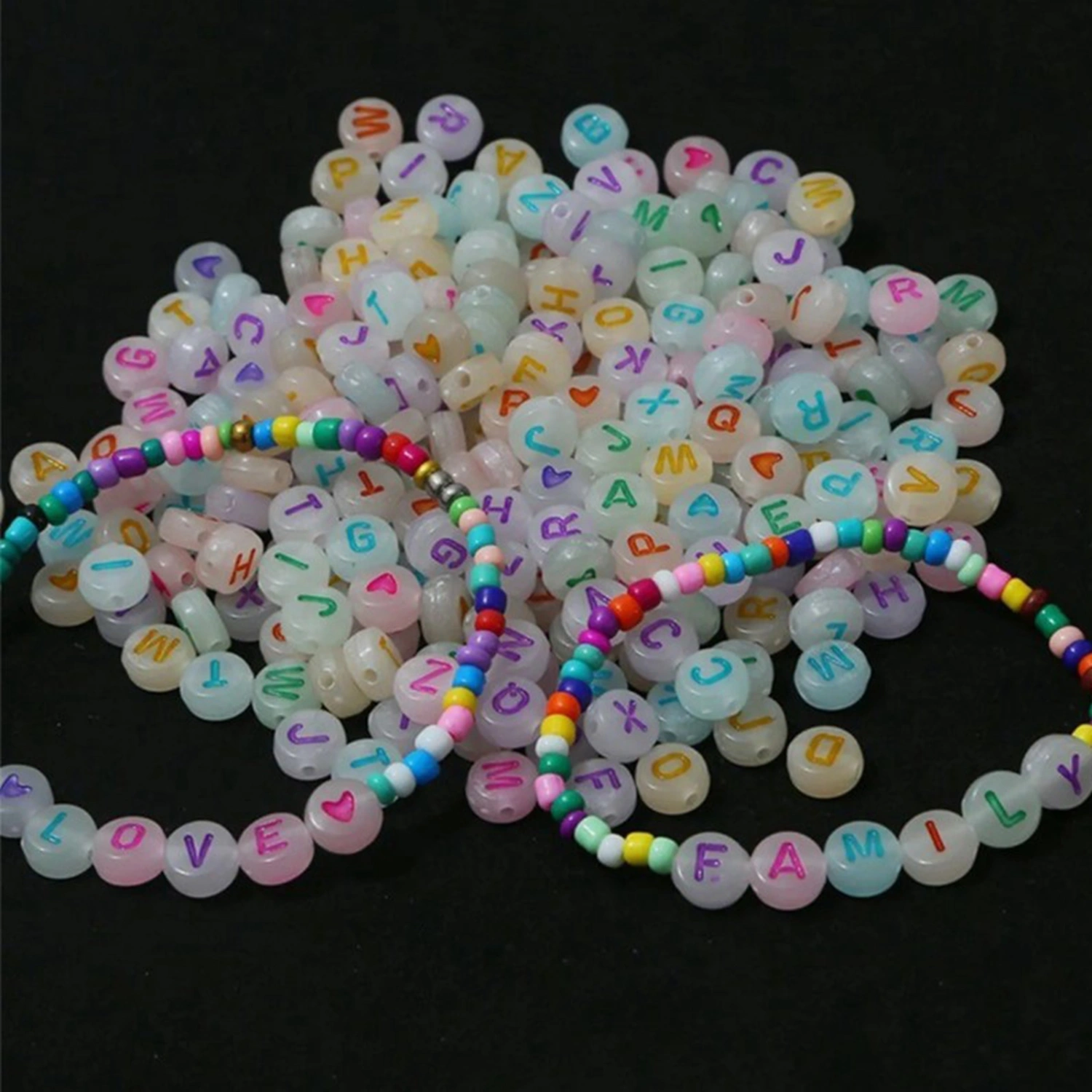 600 Pcs Alphabet Beads Colorful Acrylic Luminous Letter Beads for DIY Hand Made Jewelry Bracelet Necklace 4x7mm