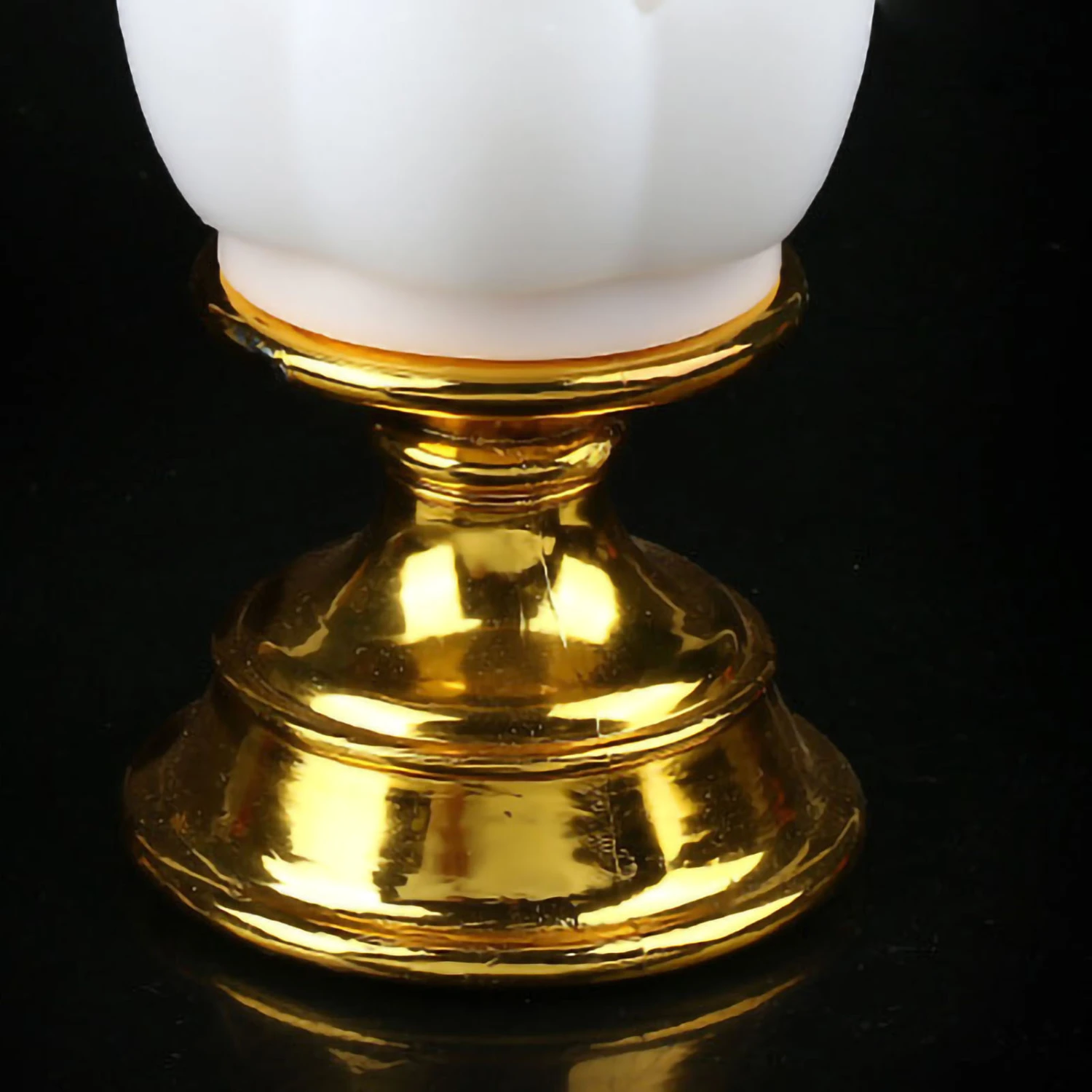 LED Lotus Lamp Simulated Candle Wick Design Soft Natural Light Lotus Flower Light Buddha Lamp Decoration White
