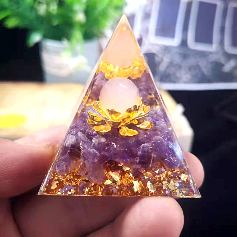 Orgone Pyramid Epoxy Process Exquisite Beautiful 5cm Decorative Ornament for Office Home DecorationQK14 Small Leaf Purple Flower