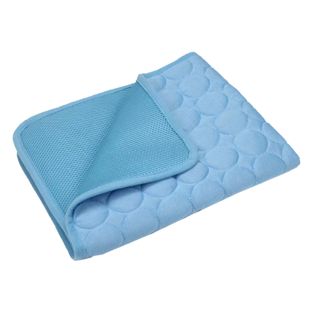 Pet Cooling Mat Heat Dissipation Breathable Comfortable Fashionable Pet Ice Pad for Summer S ( Suitable for Within 4kg / 8.8lb) Sky Blue