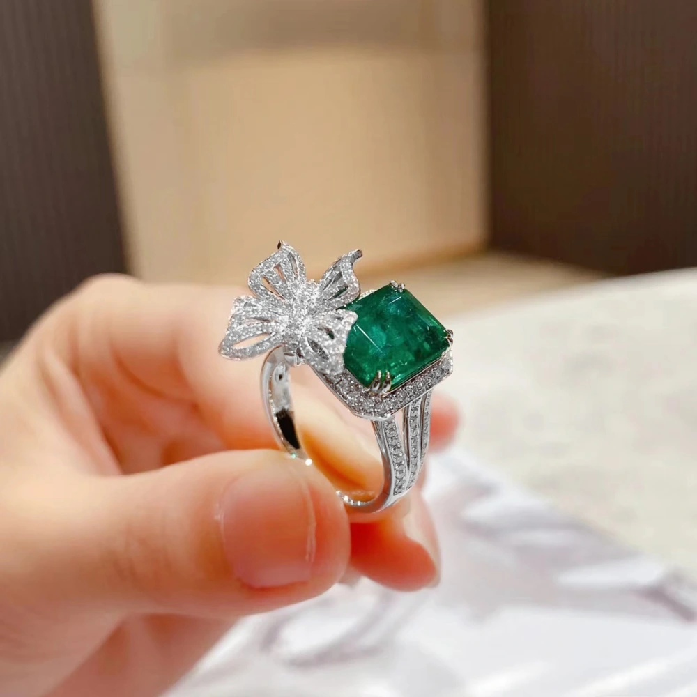 Colored Gems Green Grandmother Butterfly Ring