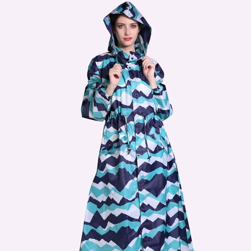 Extended Fashion Lightweight Large Size Sealing Raincoat