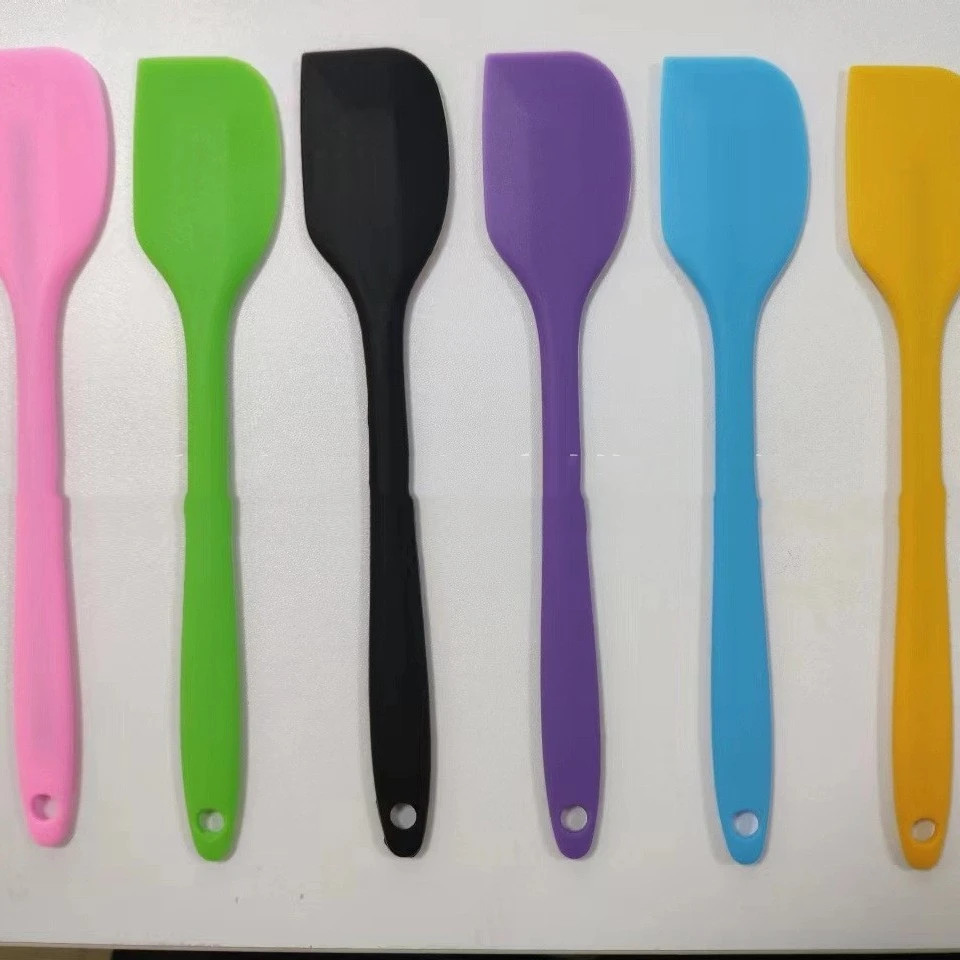 PET Plastic Tableware Scraper