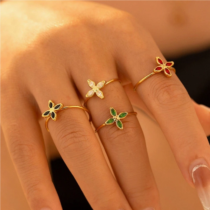 Lucky Four-Leaf Clover Titanium Steel Ring