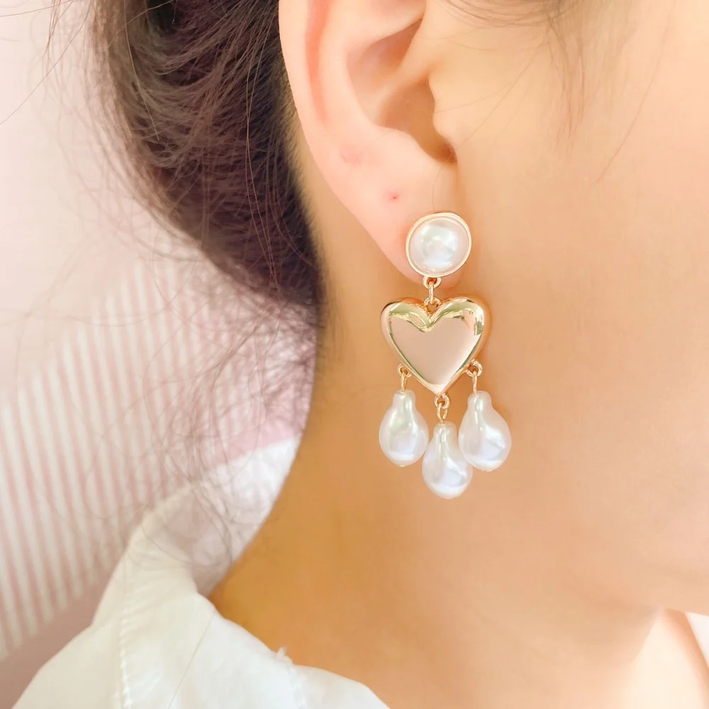 Women's Fashionable Temperamental All-match Irregular Pearl Pendant Tassel Earrings