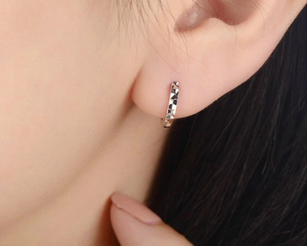 925 Sterling Silver Faceted Small Hoop Huggie Earrings for Women Girl