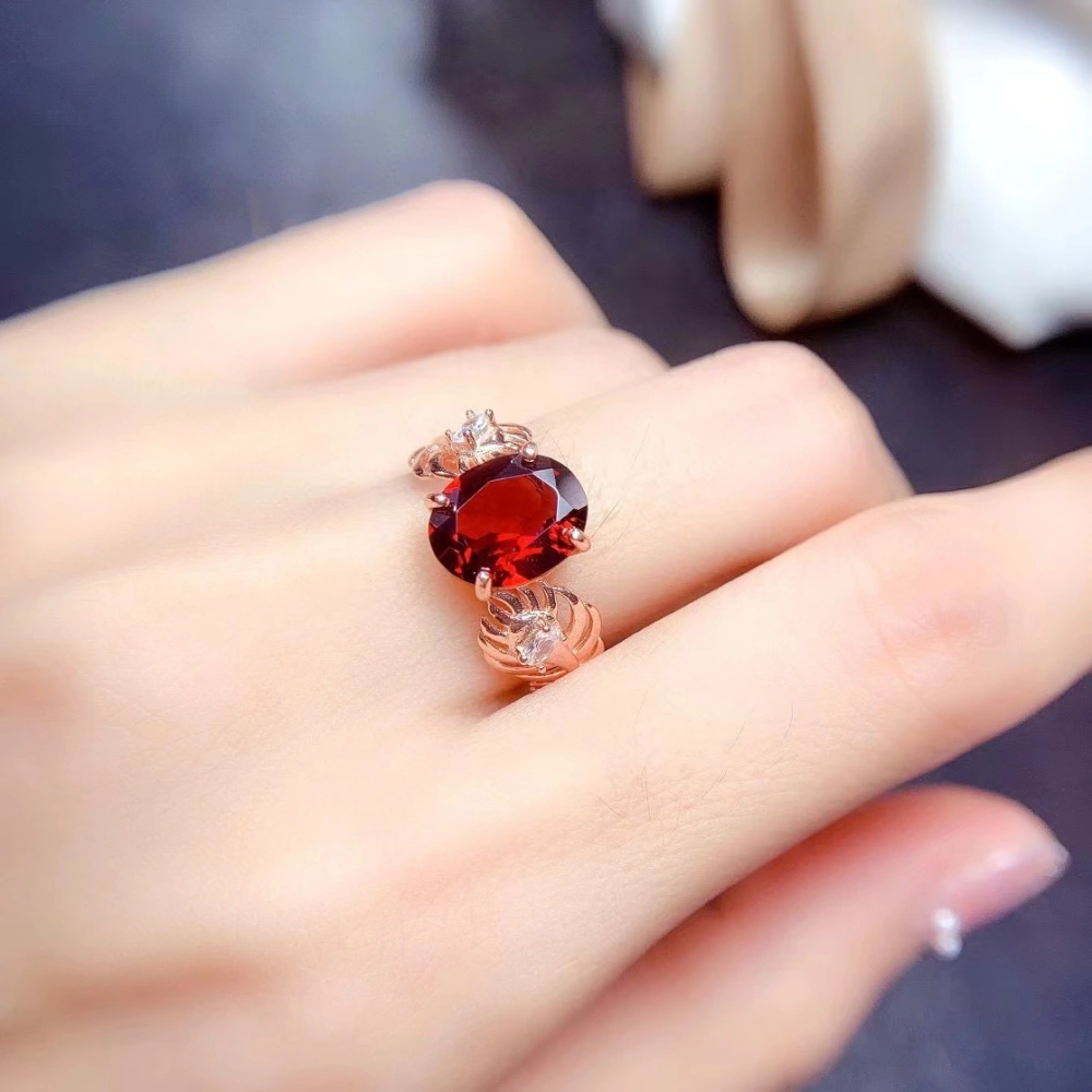 Women's Fashion Natural Garnet Ring