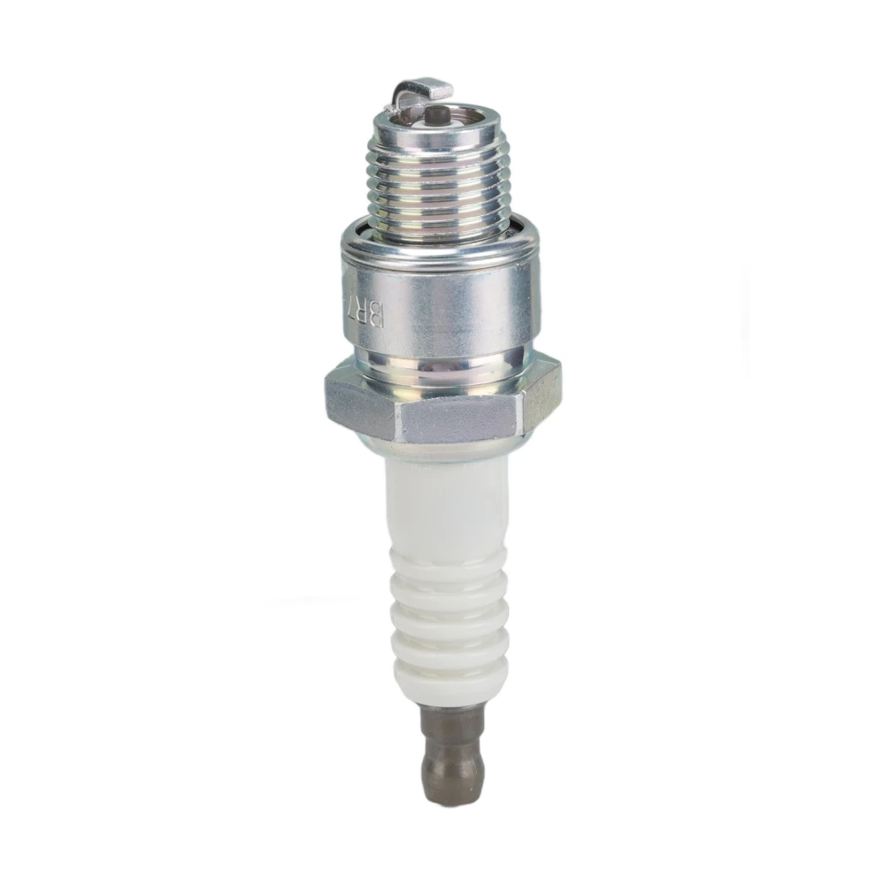 Outboard Engine Spark Plug Aluminium Alloy High Melting Point Marine Spark Plug for Stroke 5 6 8HP