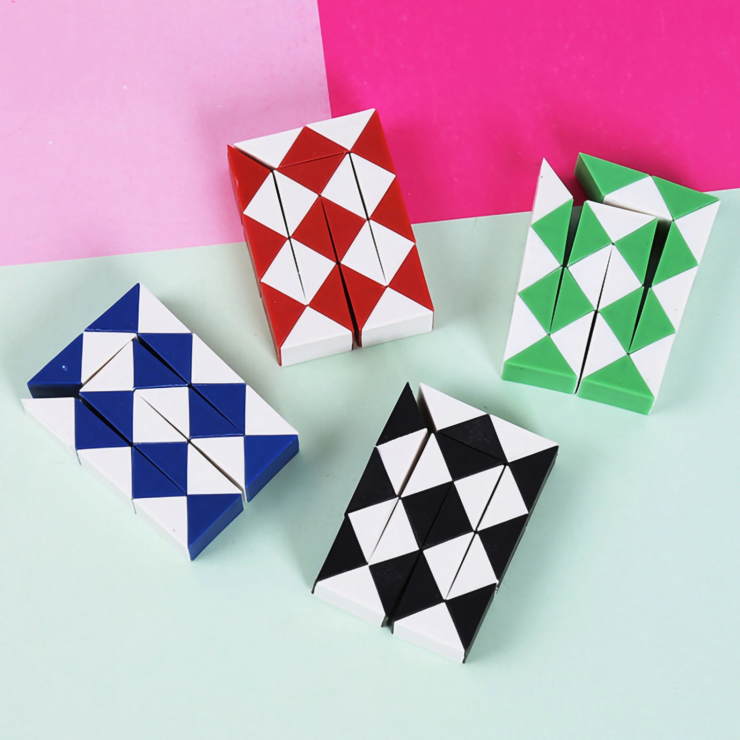 Mini Twist Puzzle Toys Plastic Snake Twist Puzzle Educational Game Toy for Boys Girs Gift